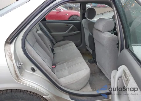 2000 Toyota Camry Le z USA, uszkodzony, nr VIN 4T1BG22KXYU678799